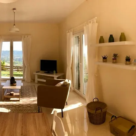 Holiday home Chez Nikos Kompitsion